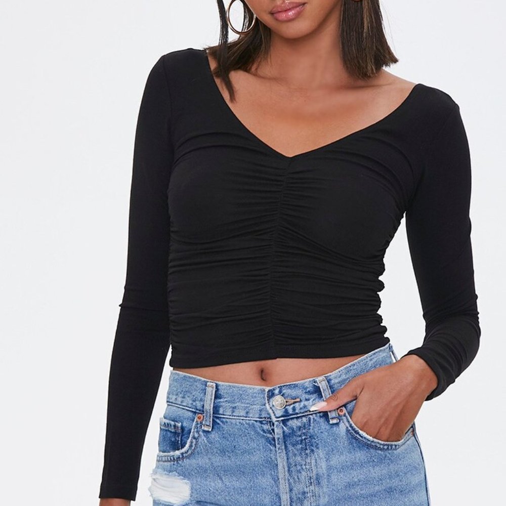 Black ruched long sleeve crop top